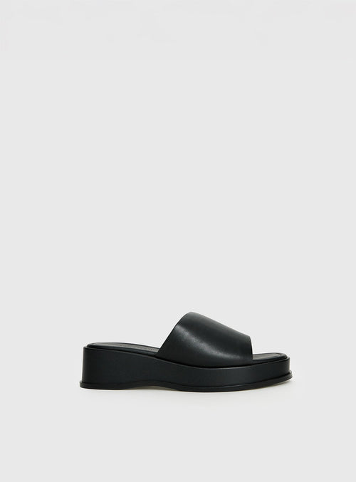 Bayshore Sandals Black