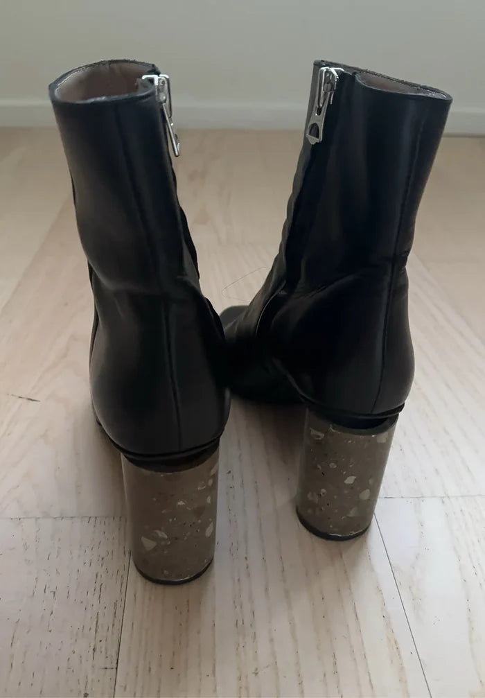 Acne Studios-skinnboots