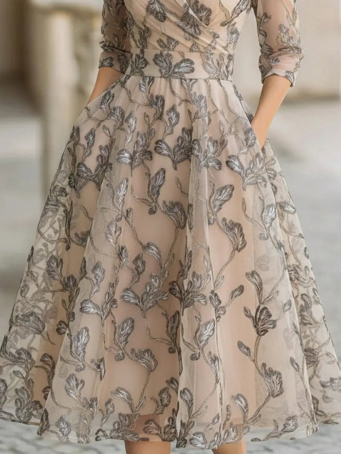 Brenda - Classic Graceful Dress