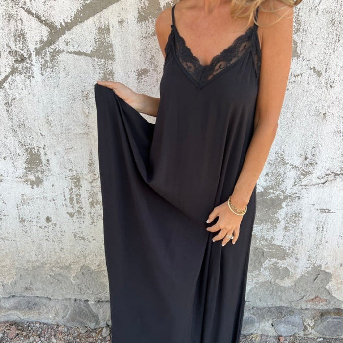 Clare - Elegant Sleeveless Dress