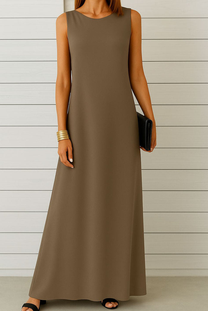 Orla - Classic Minimal Dress